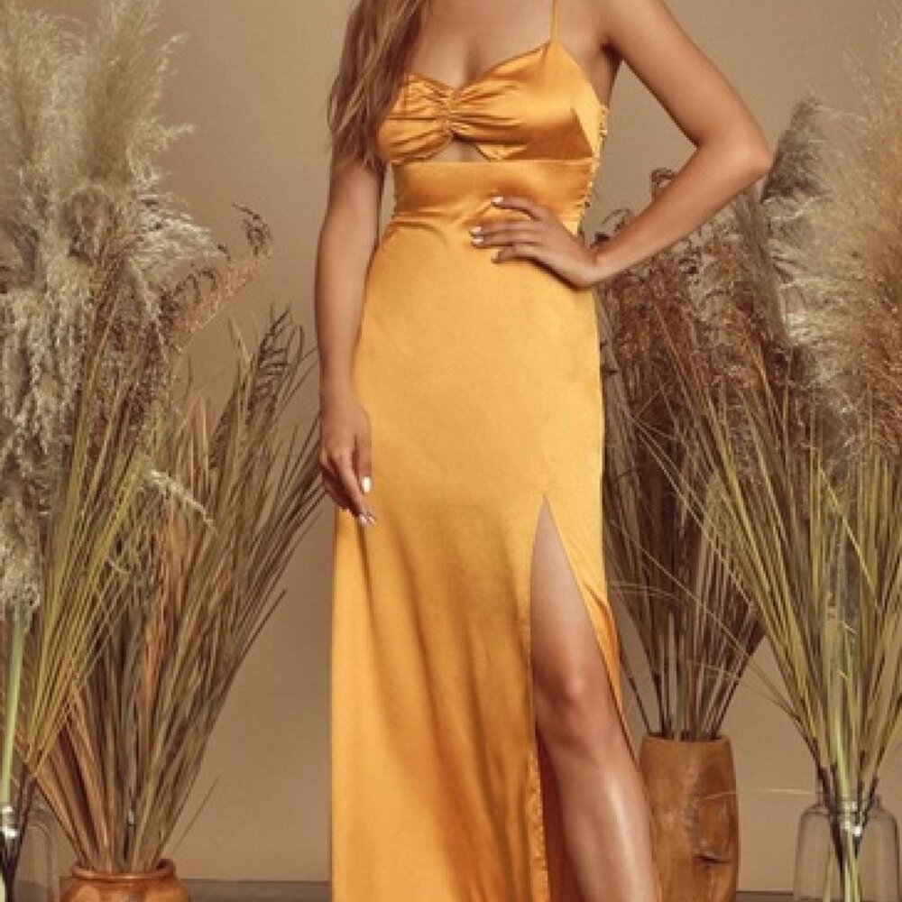 Lulu's yellow/gold maxi dress